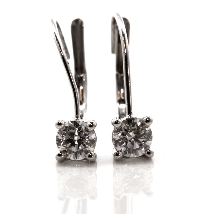 18ct White Gold Diamond Earrings - Image 2
