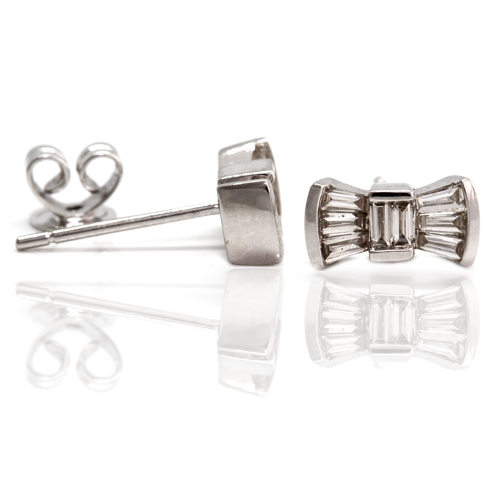 18ct White Gold Diamond Bow Earrings - Image 2