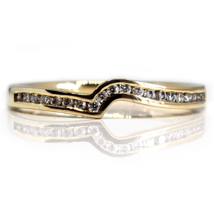 18ct Yellow Gold Diamond Wedding Ring - Image 3