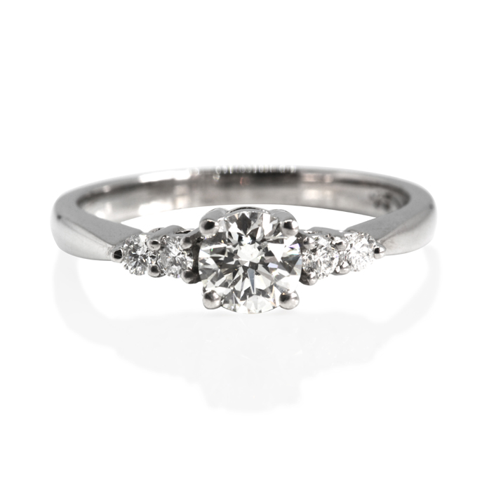 18ct White Gold Diamond Ring - Image 2