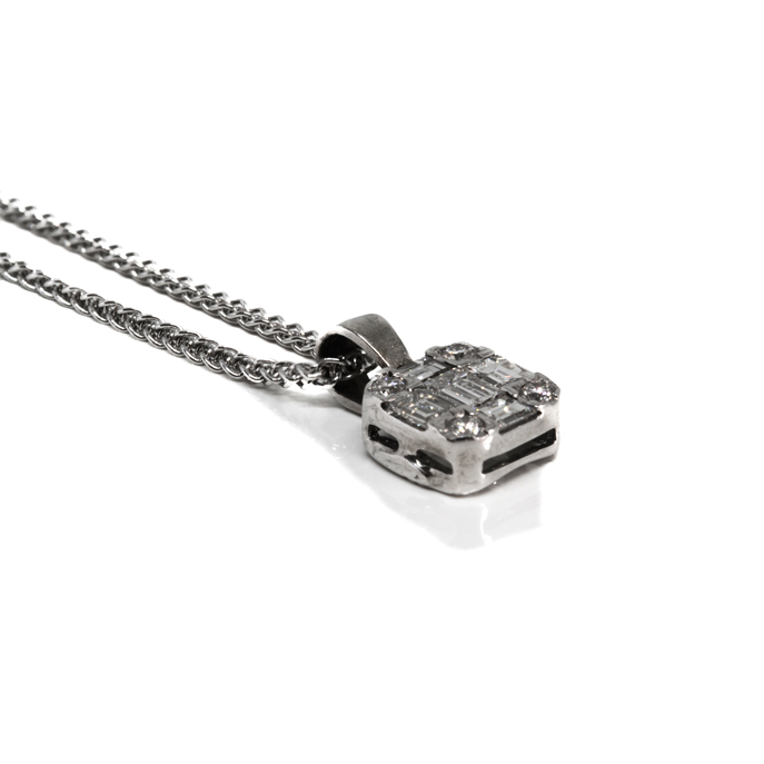 18ct White Gold Diamond Pendant - Image 2