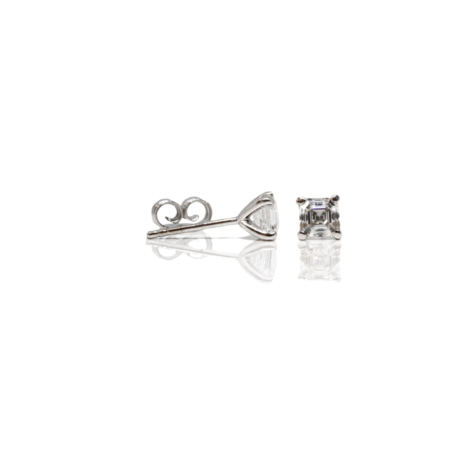 18ct White Gold Diamond Earrings - Image 2