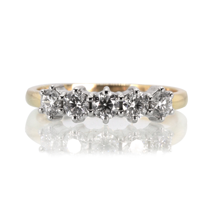 18ct Yellow Gold Diamond Ring - Image 2