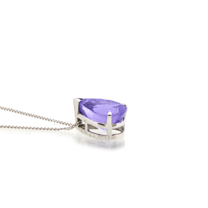 18ct White Gold Tanzanite Pendant - Image 2