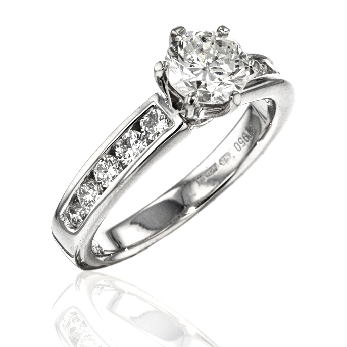 Platinum 0.88ct Diamond Ring