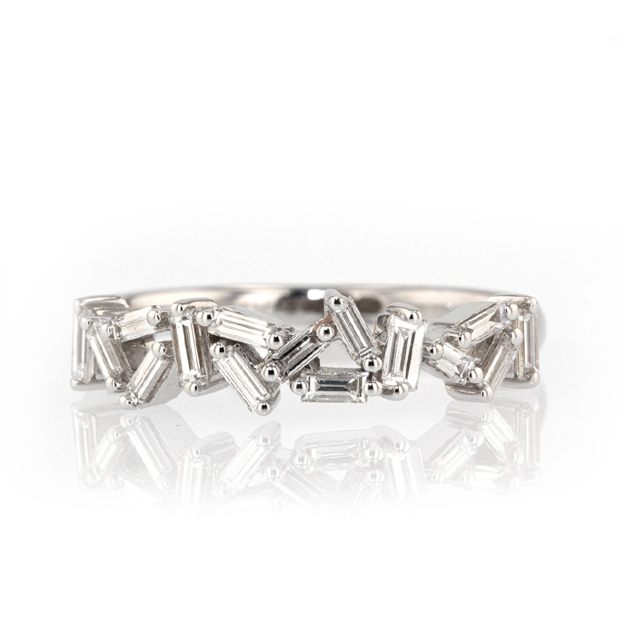 18ct White Gold Diamond Ring - Image 2