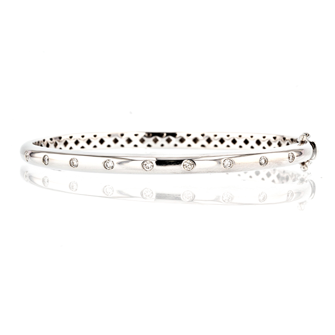 18ct White Gold Diamond Bangle