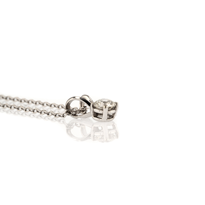 18ct White Gold Diamond Pendant - Image 2