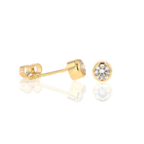 18ct Yellow Gold Diamond Earrings. - Image 2