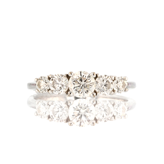 18ct White Gold Diamond Ring - Image 2