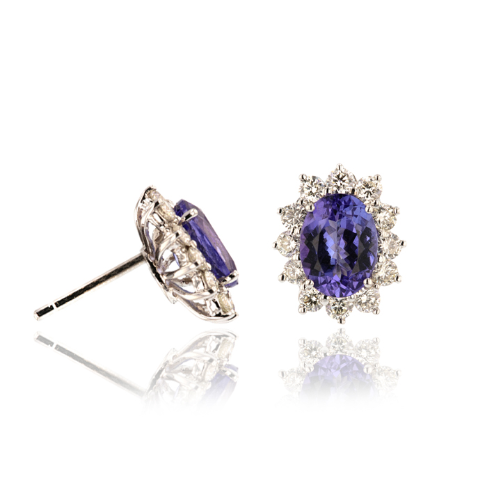 18ct White Gold Tanzanite Earrings - Image 2