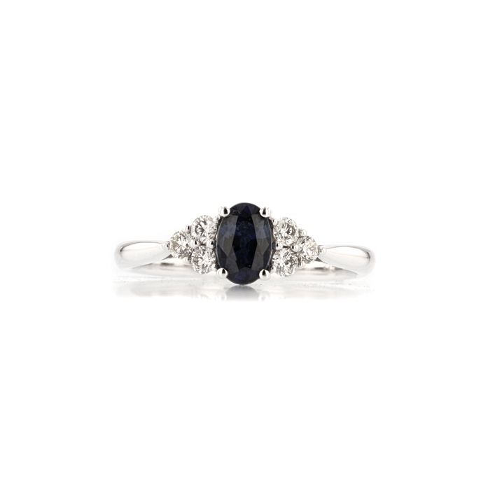 9ct White Gold Sapphire Ring - Image 2
