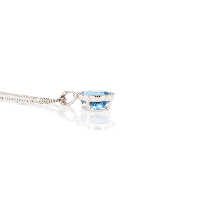 9ct White Gold Blue Topaz Pendant - Image 2