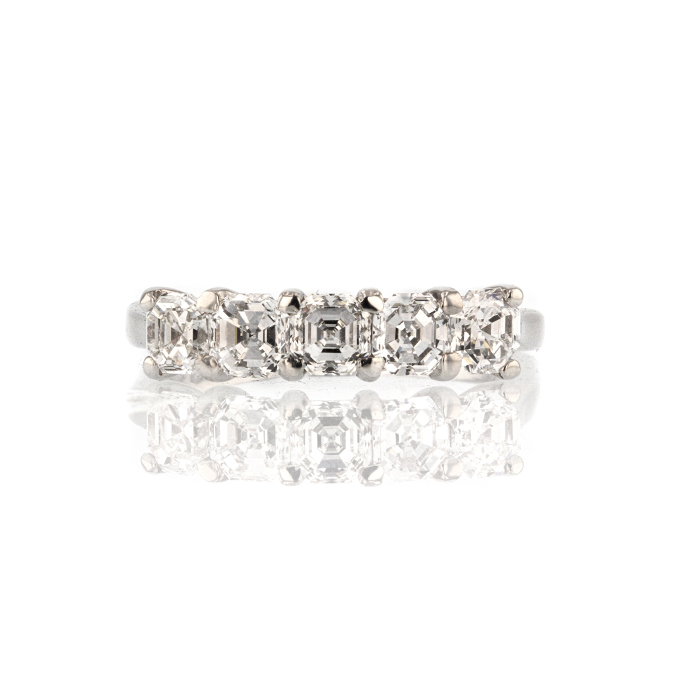Platinum Diamond Ring - Image 2