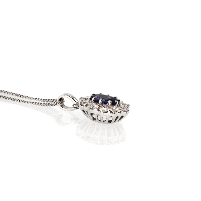 18ct White Gold Tanzanite Pendant - Image 2