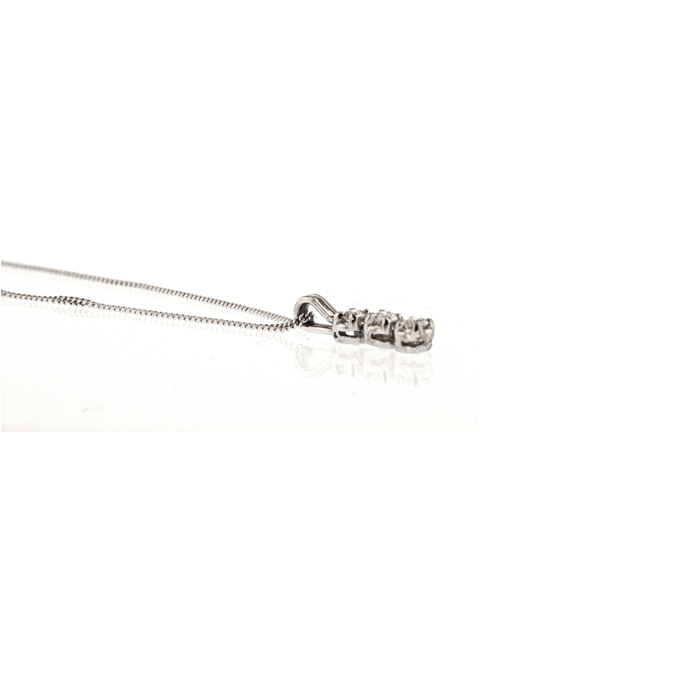 18ct White Gold Diamond Pendant - Image 2