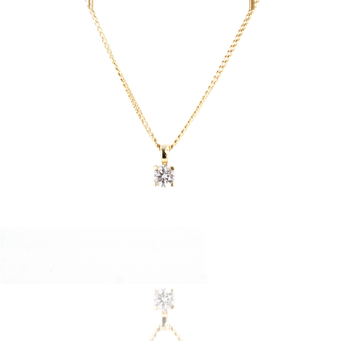 18ct Yellow Gold Diamond Pendant