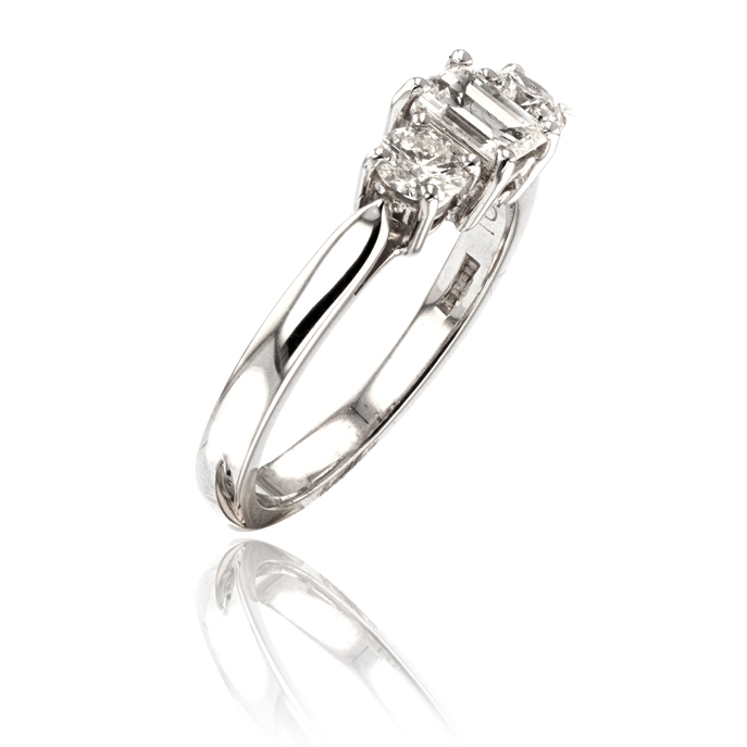 18ct White Gold 1.09ct Diamond Ring
