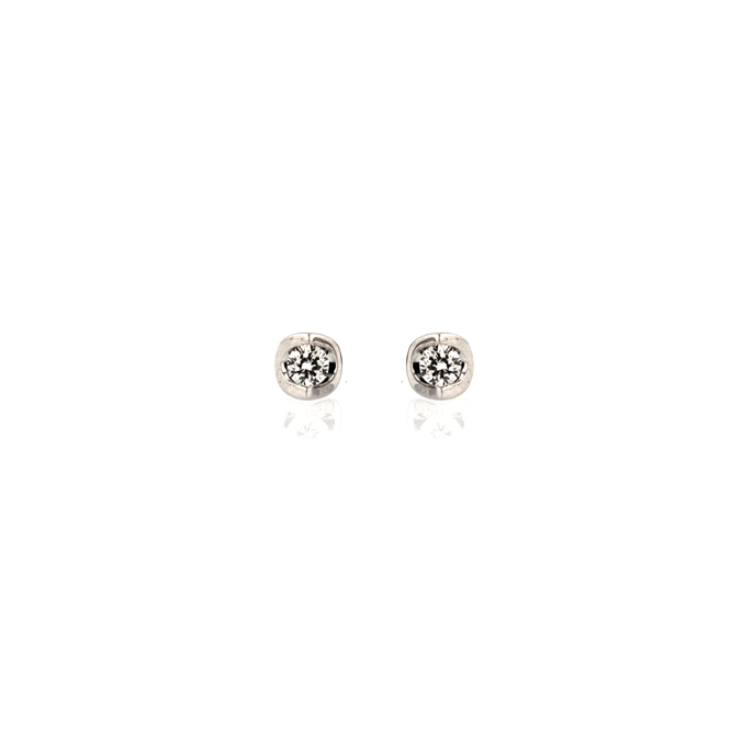 18ct White Gold Diamond Earrings
