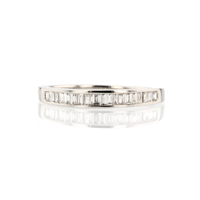 Platinum Diamond Ring - Image 2