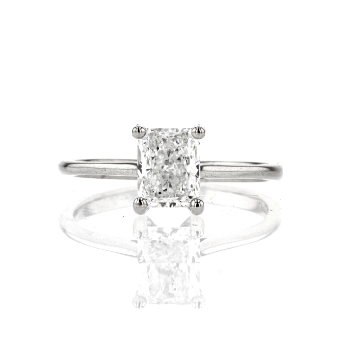 Platinum Diamond Ring - Image 2