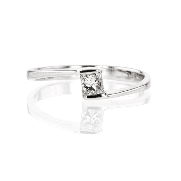 18ct White Gold 0.15ct Diamond Ring - Image 2