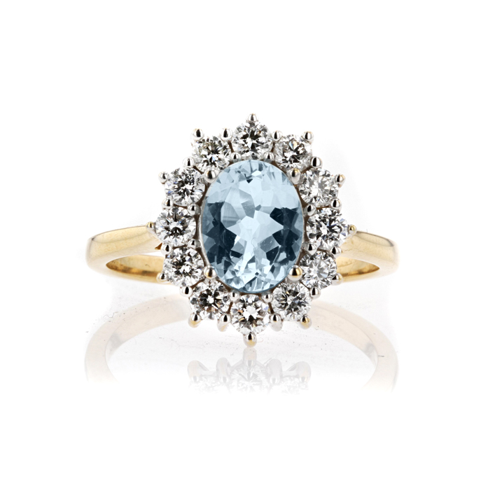 18ct Yellow Gold Aquamarine & Lab Diamond Ring - Image 2