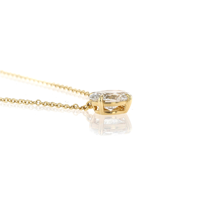 18ct yellow gold 1.53ct Lab Grown Diamond Pendant - Image 2