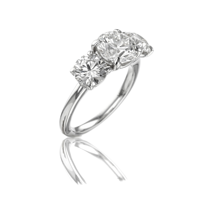 18ct White gold 4.00ct Lab Grown Diamond Ring