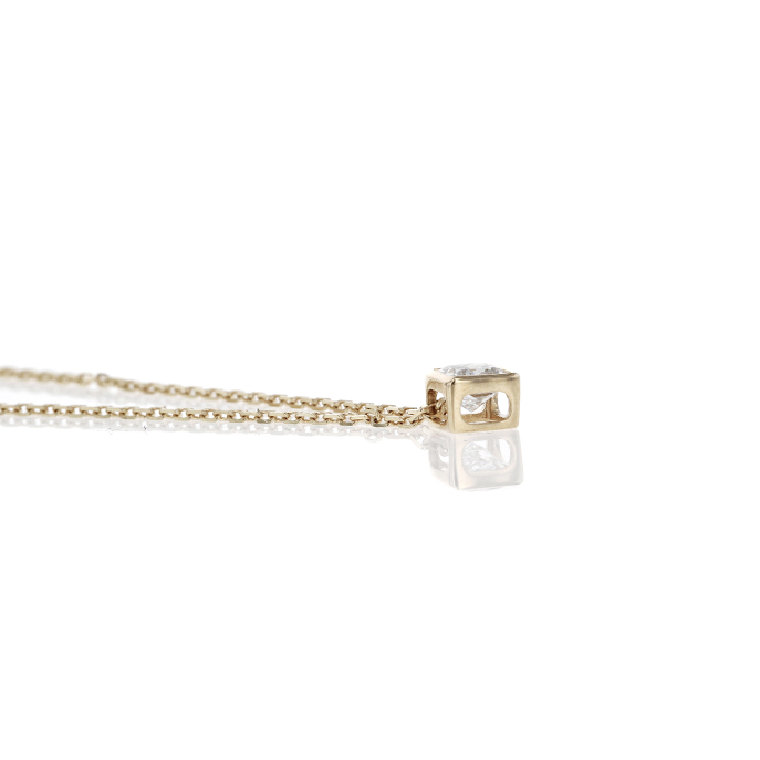 9ct Yellow gold 0.52ct Lab Grown Diamond Pendant. - Image 2